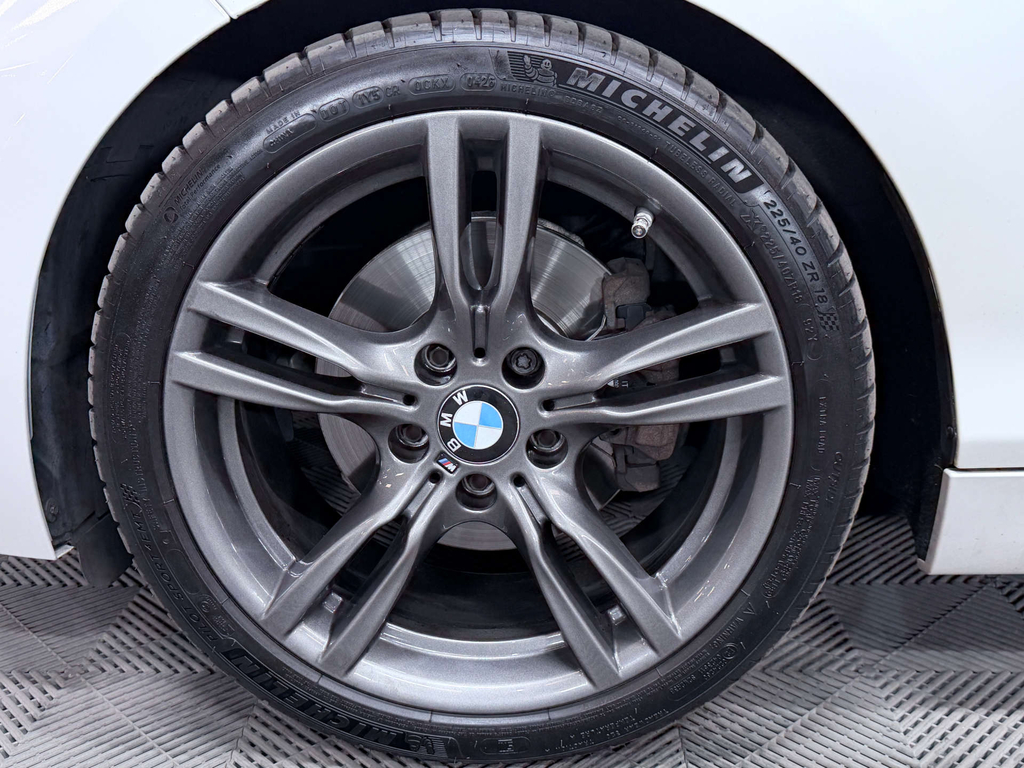 BMW 2 Series 2.0Td 220D Sport Convertible Red #12