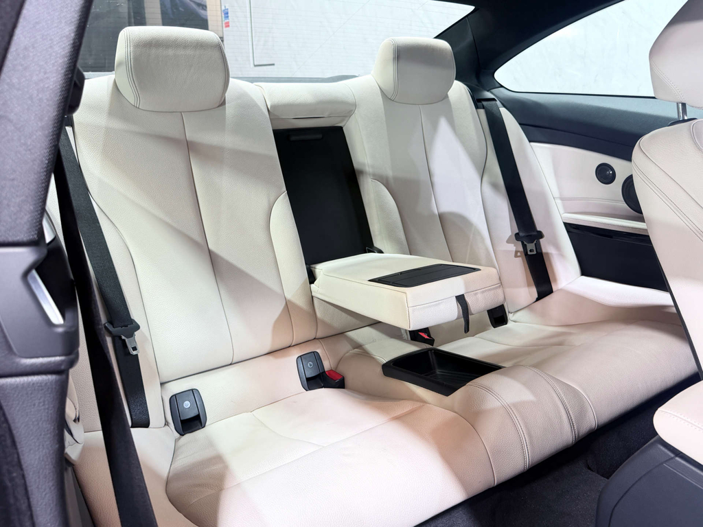 BMW 4 Series 420I M Sport Gran Coupe Black #32