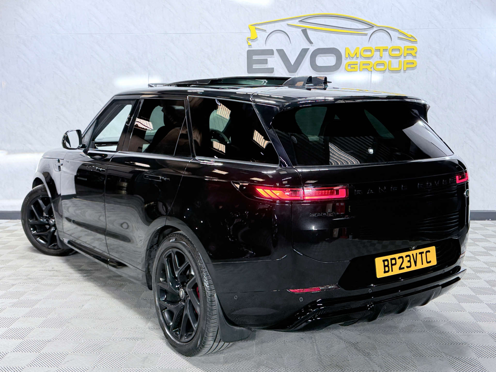 Land Rover Range Rover Sport Dynamic Se D Mhev 4Wd Black #2