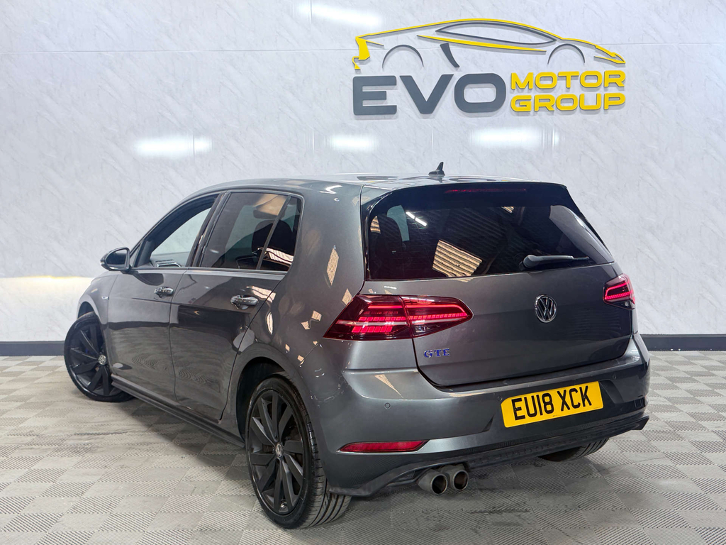 Volkswagen Golf Gte Advance #2