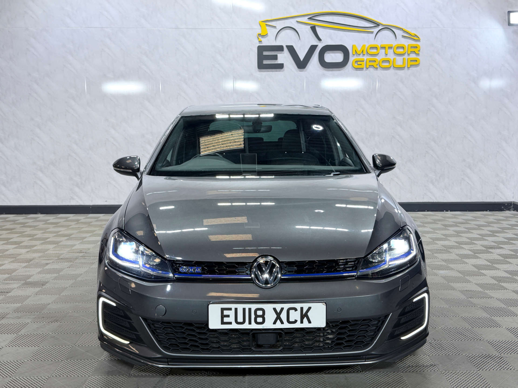 Volkswagen Golf Gte Advance #4