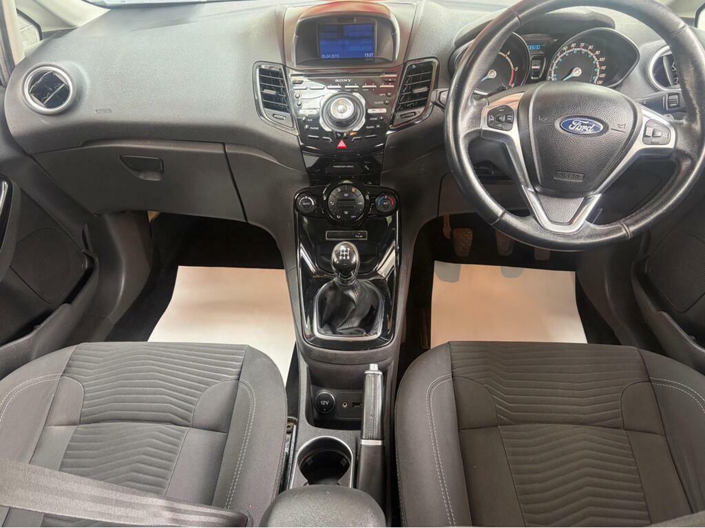 Ford Fiesta 1.5 Tdci Titanium Euro 5 Black #2