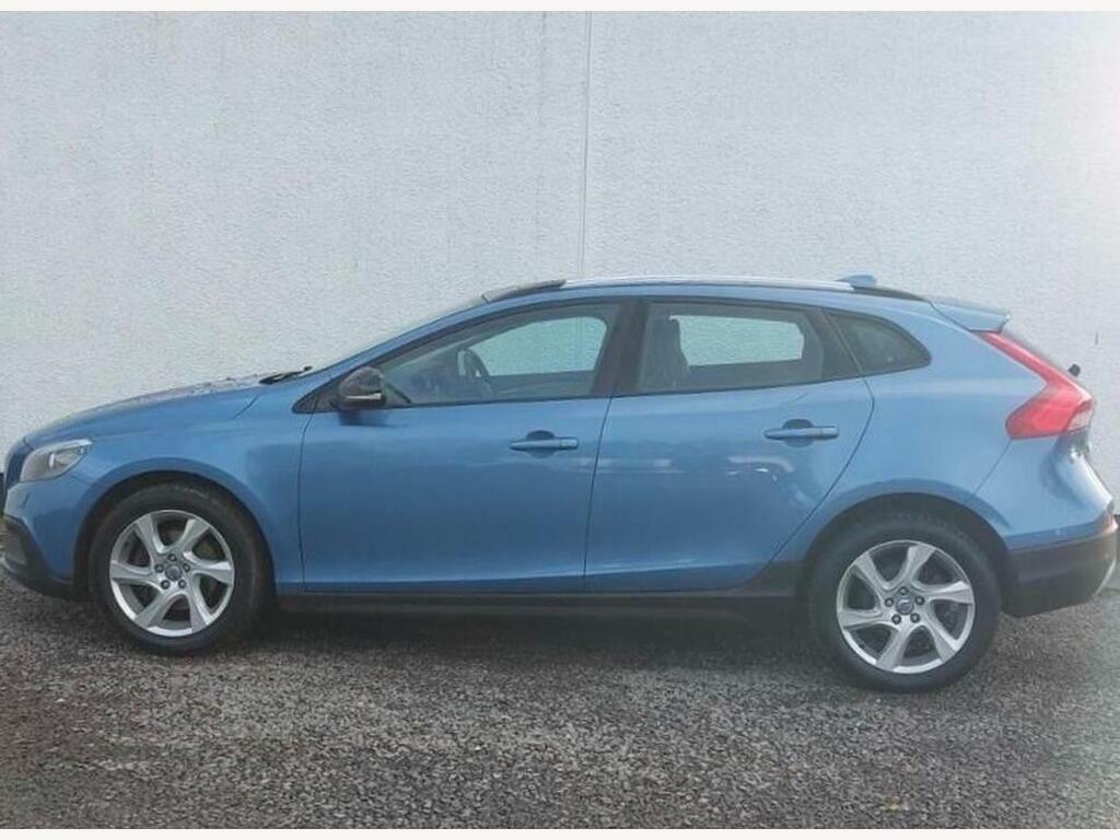 Volvo V40 Cross Country D2 Lux Nav Hatchback Red #17