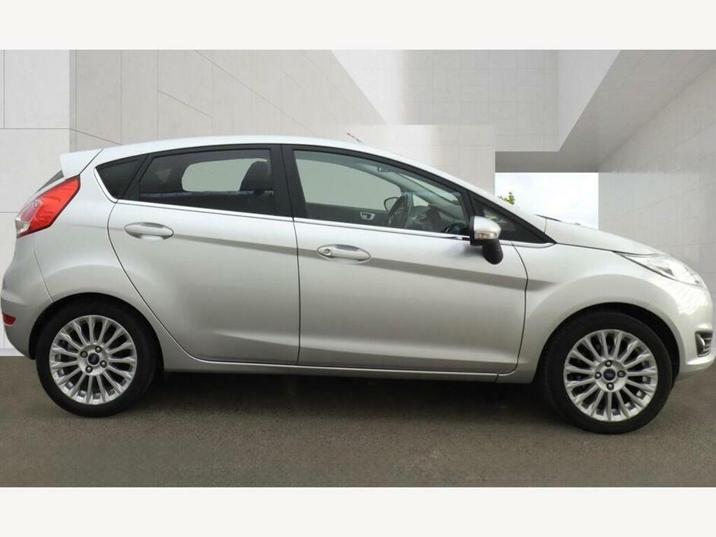 Ford Fiesta 1.6 Titanium Hatchback Silver #6