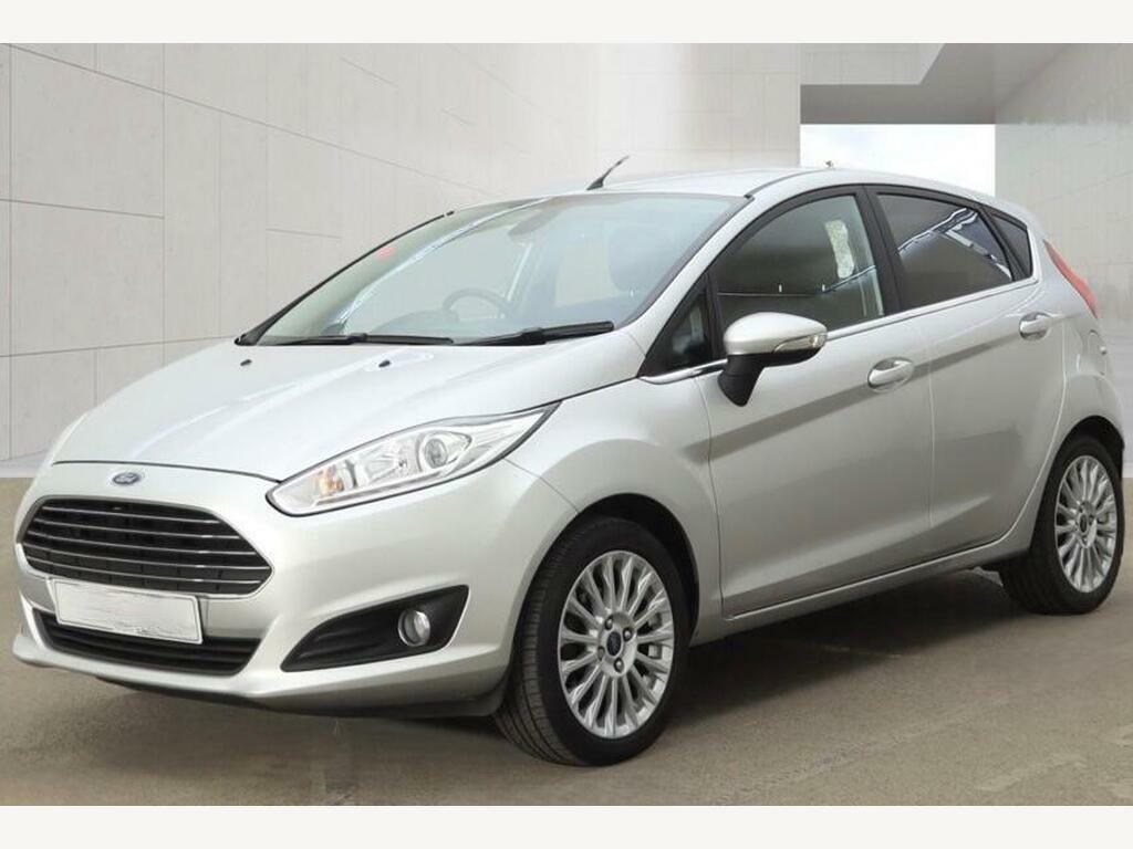 Ford Fiesta 1.6 Titanium Hatchback Silver