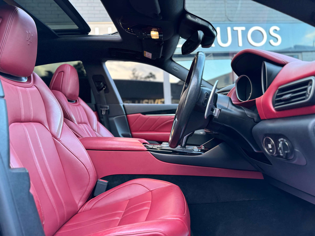 Maserati Levante V6 Gransport Nerissimo Suv Red Leather Bodykit Black #2