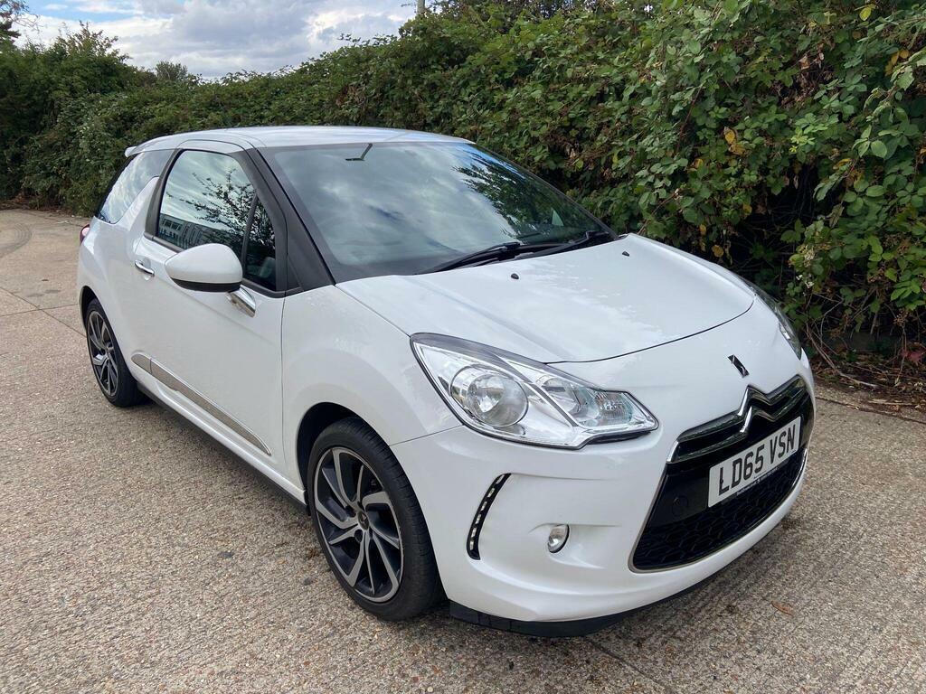 DS DS 3 1.2 Puretech Dstyle Nav Euro 6 S S White #2