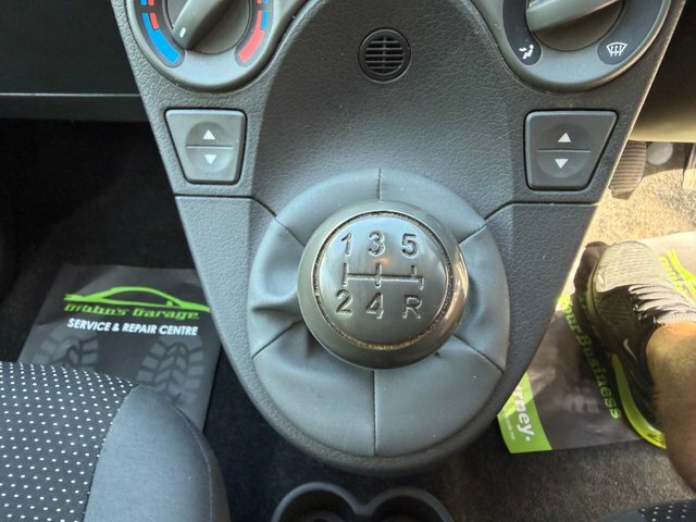 Fiat Panda 1.2 Eleganza 59 Bhp 1, Owner, 27000 Miles, Serv Purple #25