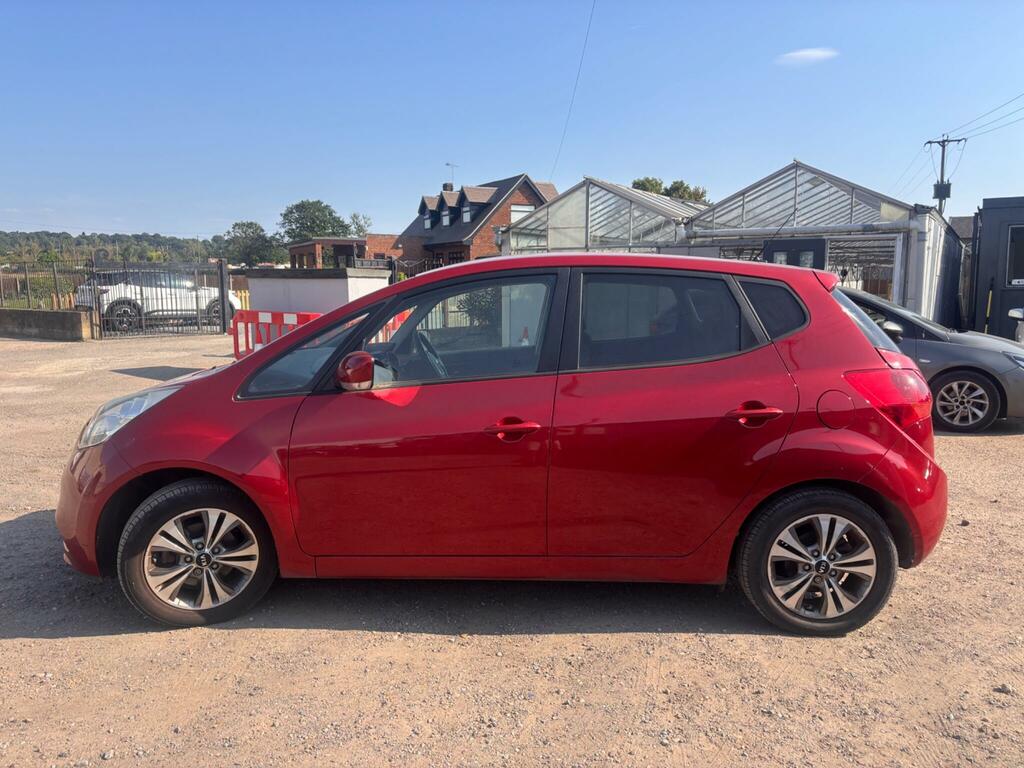 Kia Venga 3 Red #4