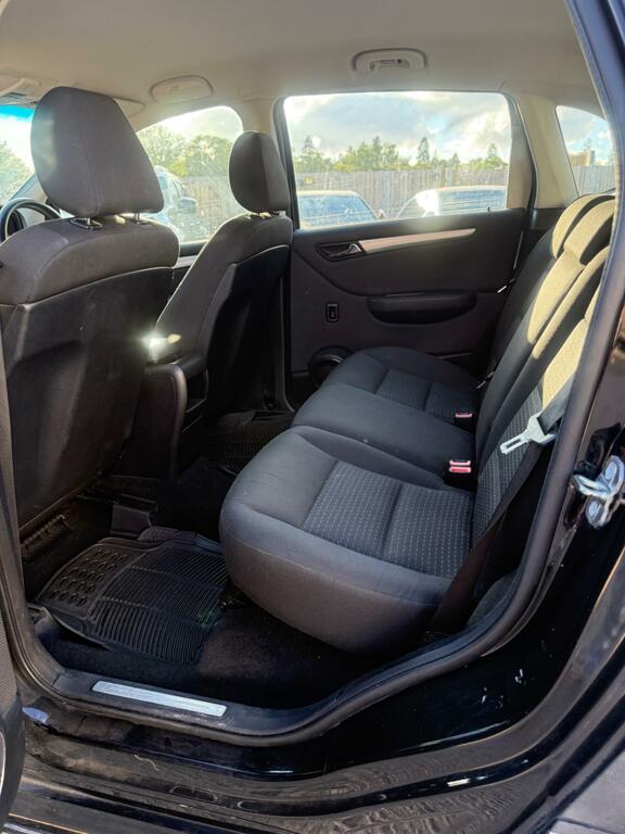 Mercedes-Benz B Class Mpv 2.0 B180 Cdi Sport Cvt 201060 Black #31