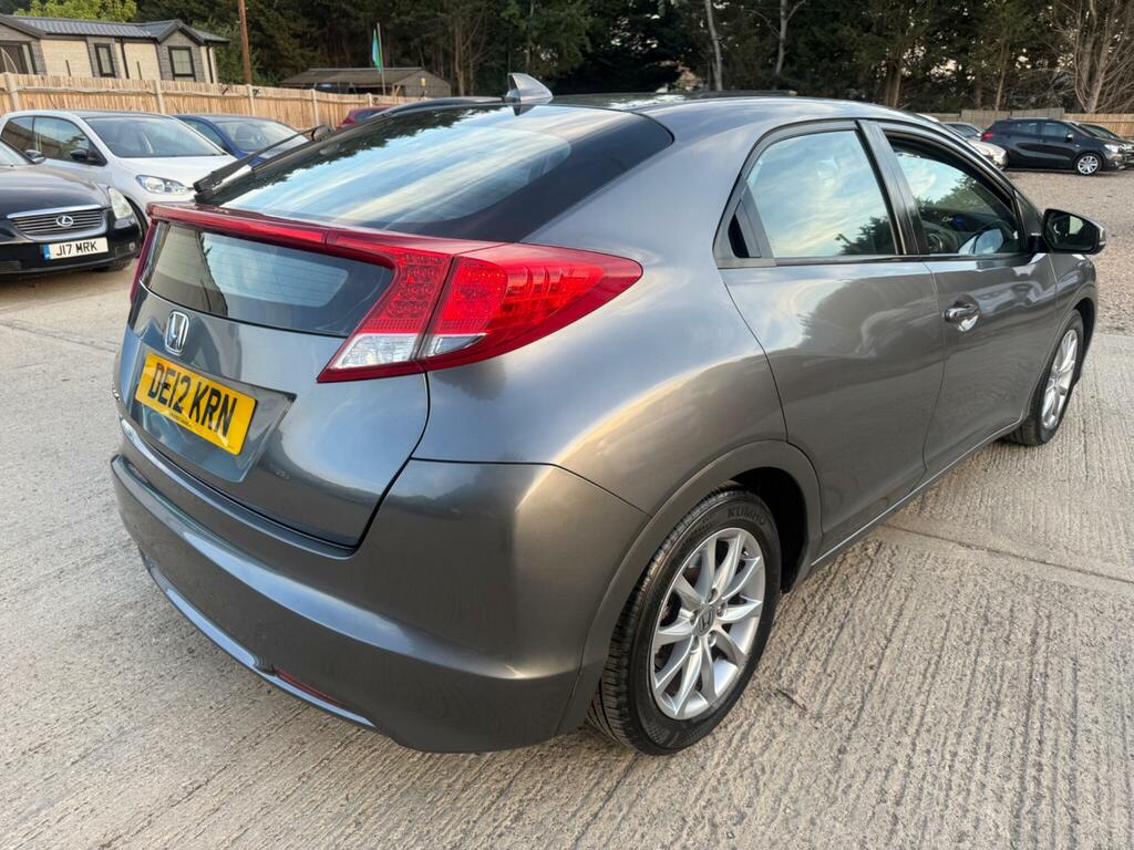 Honda Civic 1.8 I-vtec Es Hatchback Euro 5 Black #16