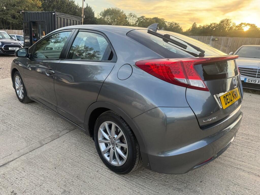 Honda Civic Es-t Grey #4