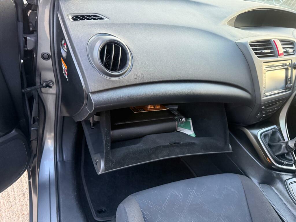 Honda Civic 1.8 I-vtec Es Hatchback Euro 5 Black #19