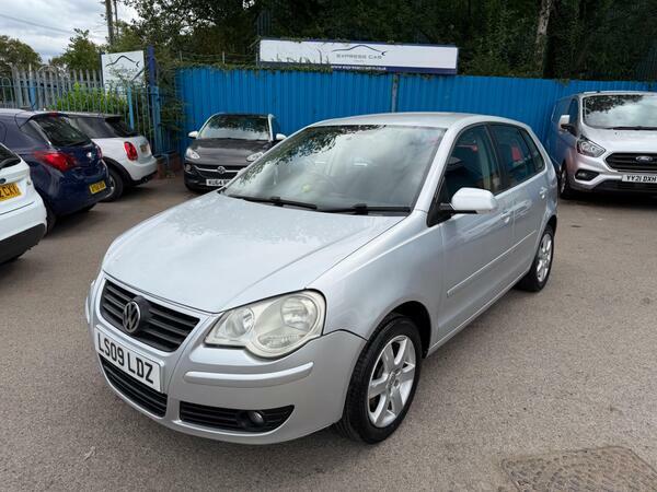 Volkswagen Polo 1.4 Match Silver #4