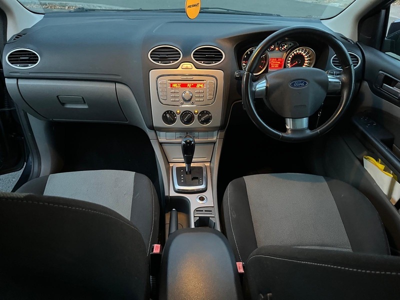 Ford Focus Zetec Grey #6