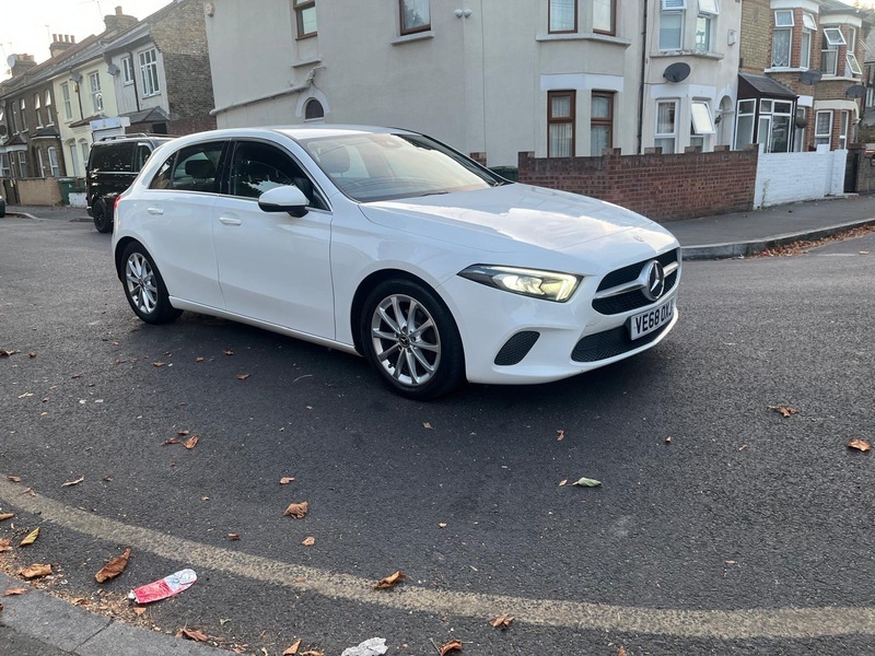 Mercedes-Benz A Class A 180 D Sport VE68OXJ White #4