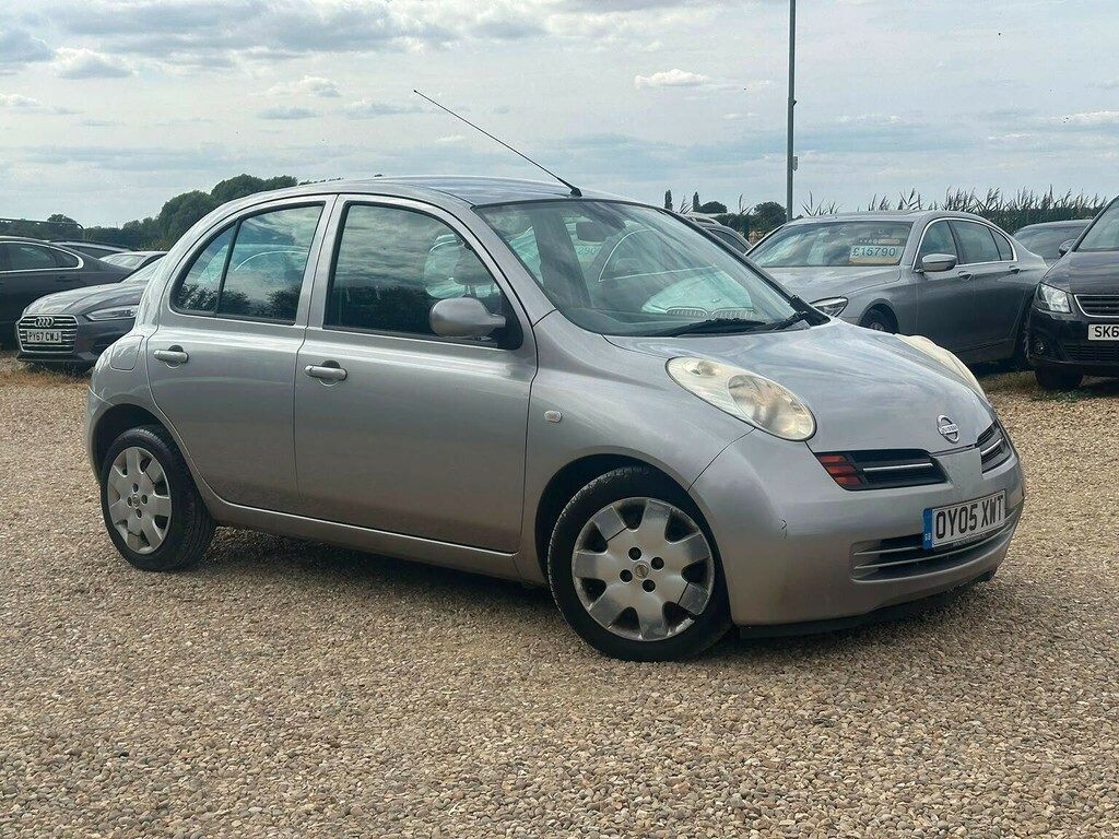 Nissan Micra Hatchback 1.4 16V Se 200505 Silver