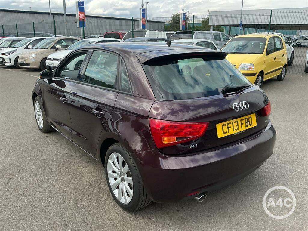 Audi A1 1.6 Tdi Sport Sportback Euro 5 Ss Red #2