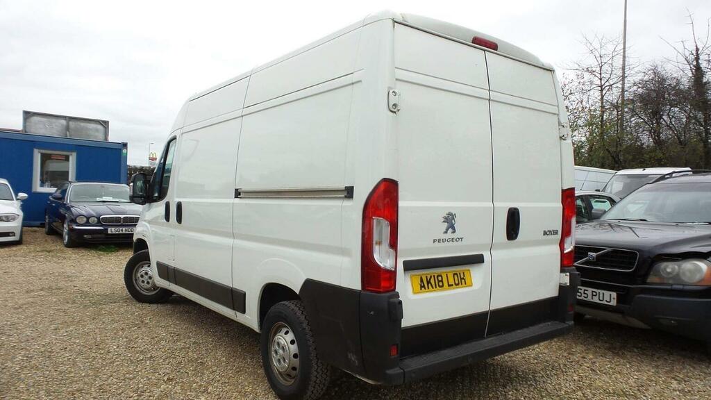 Peugeot Boxer 2.0 Bluehdi 335 Professional L2 H2 Euro 6 White #4