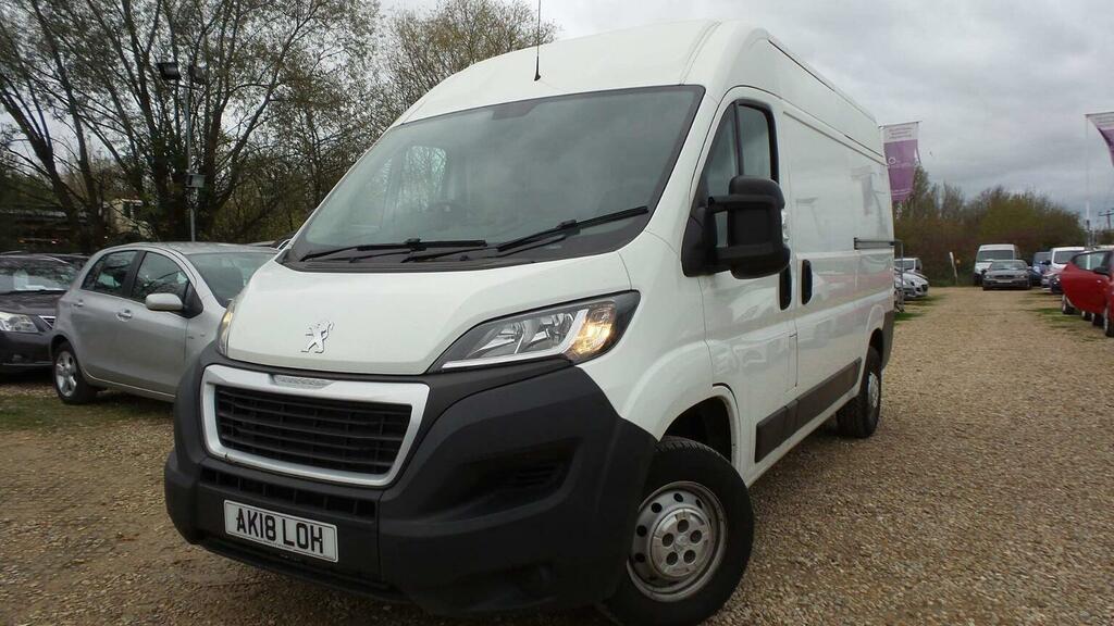 Peugeot Boxer 2.0 Bluehdi 335 Professional L2 H2 Euro 6 White #2