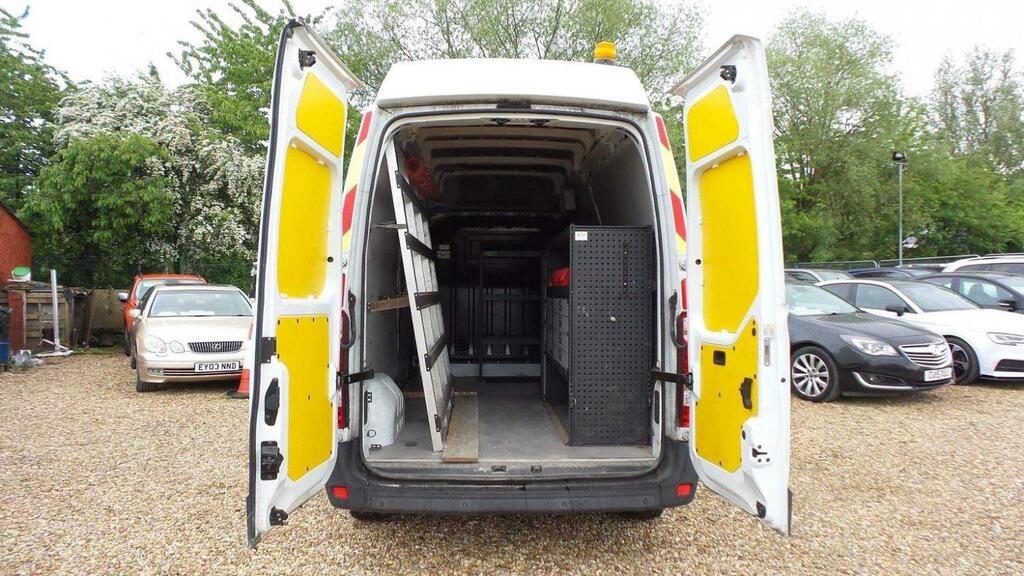 Renault Master 2.3Dci Low Roof Sl35 125 Business Fwd Orange Euro Orange #23