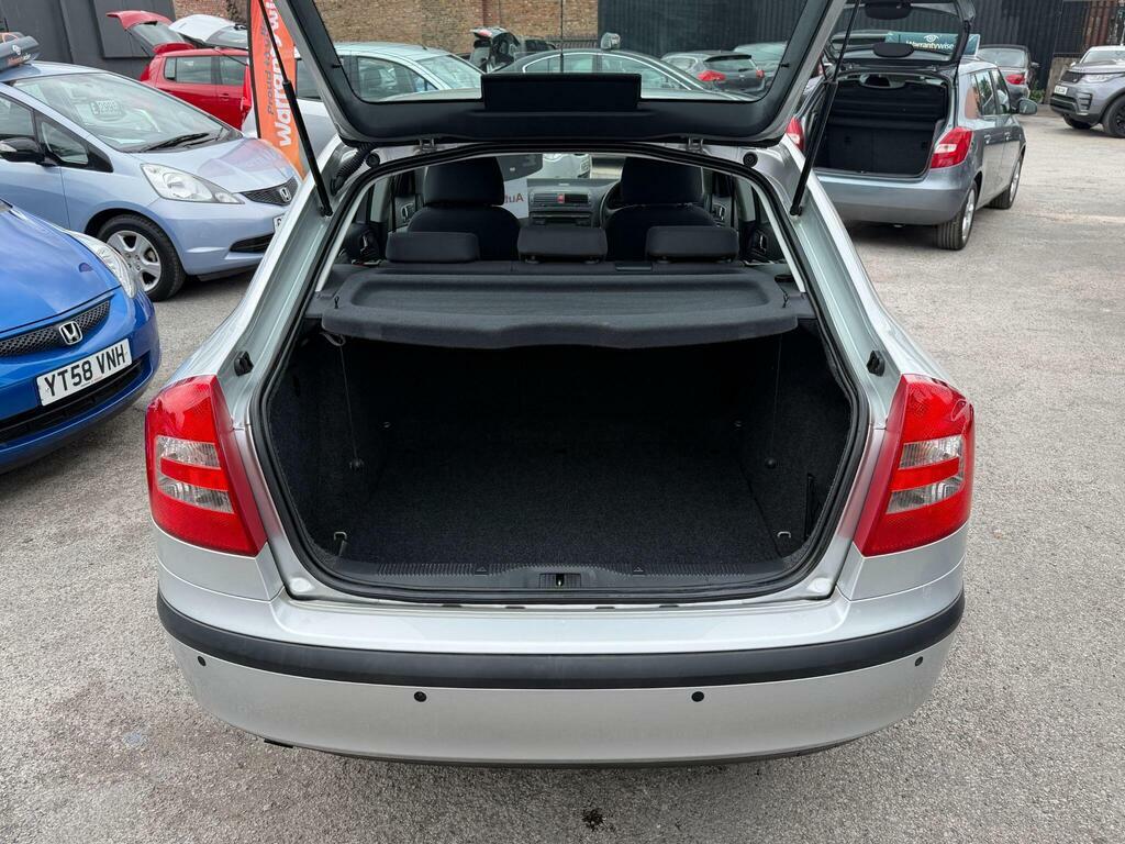Skoda Octavia 1.6 Fsi Ambiente Euro 4 Silver #7