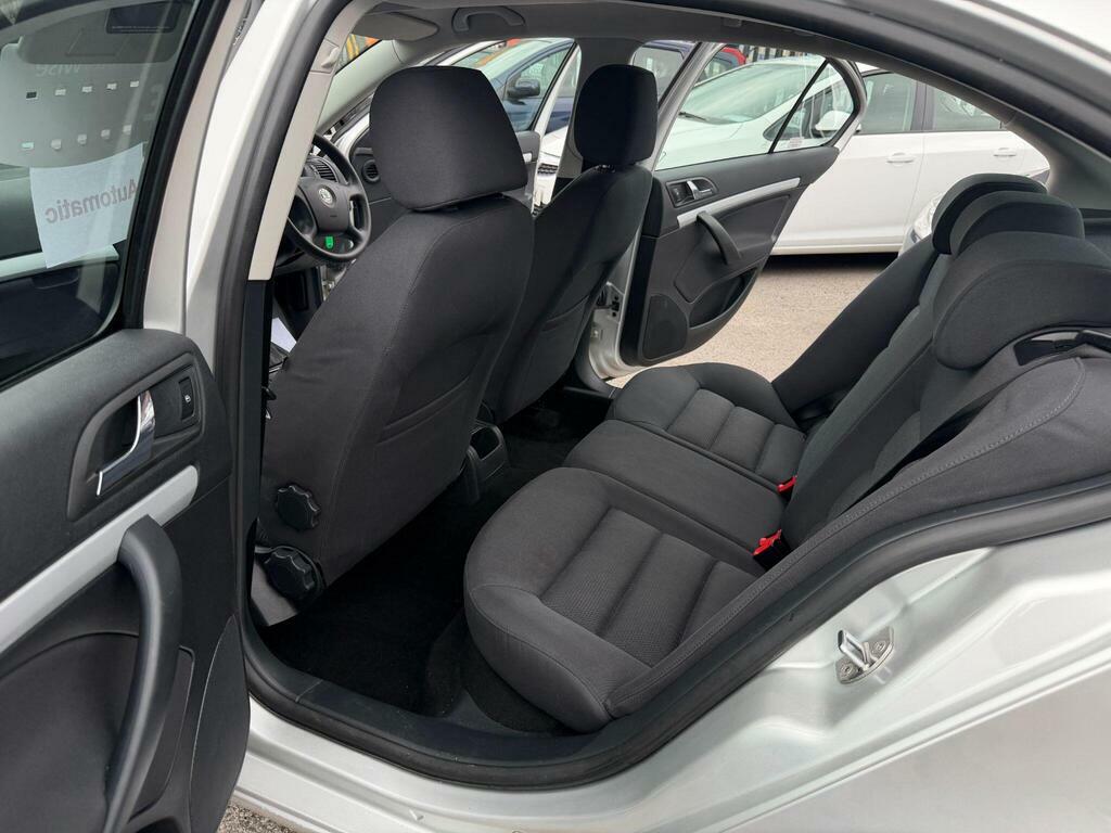 Skoda Octavia 1.6 Fsi Ambiente Euro 4 Silver #29