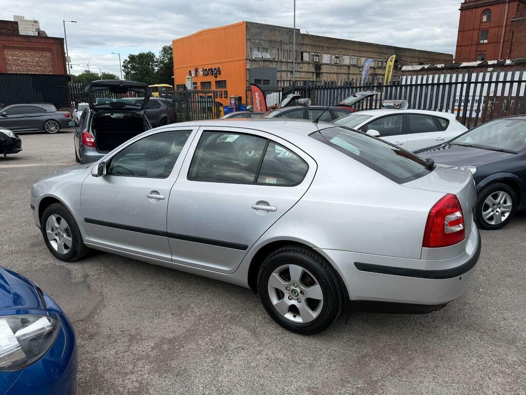 Skoda Octavia 1.6 Fsi Ambiente Euro 4 Silver #9