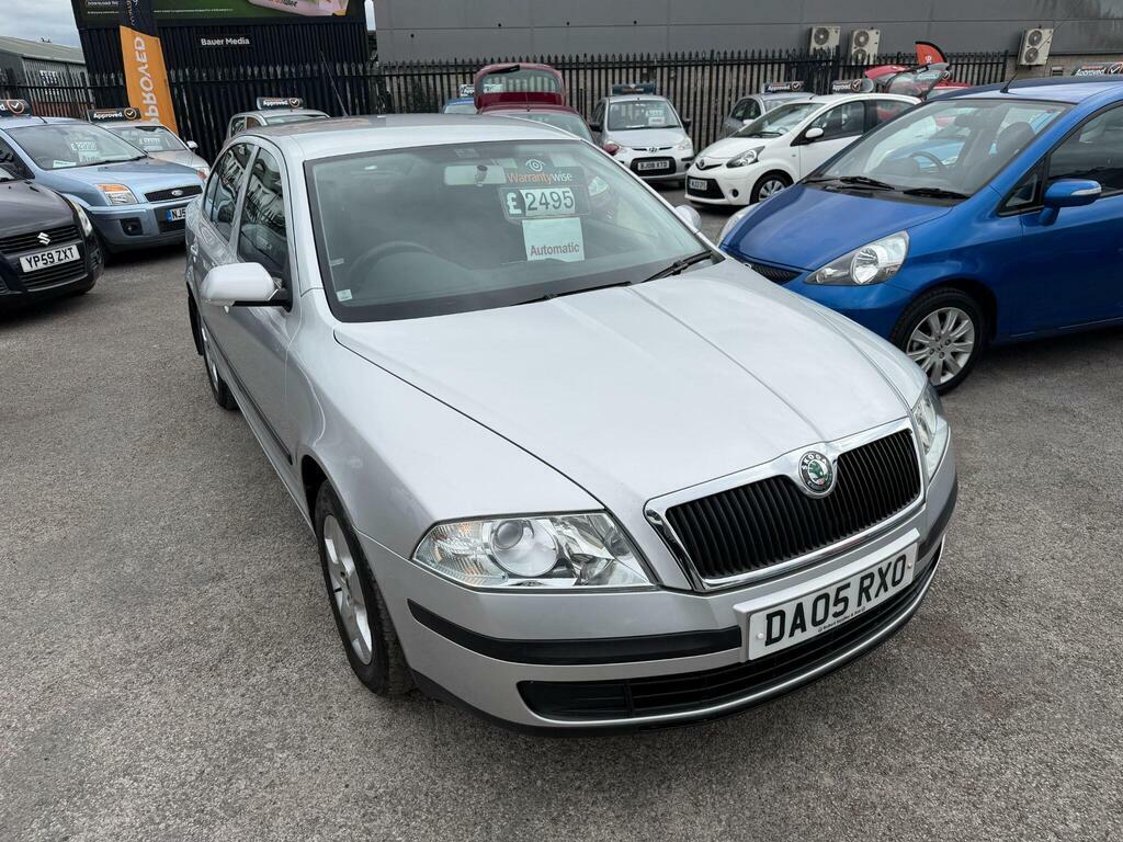 Skoda Octavia 1.6 Fsi Ambiente Euro 4 Silver #30