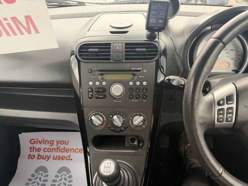 Suzuki Splash 1.0 12V Sz3 Mpv Euro 5 68 Ps White #24