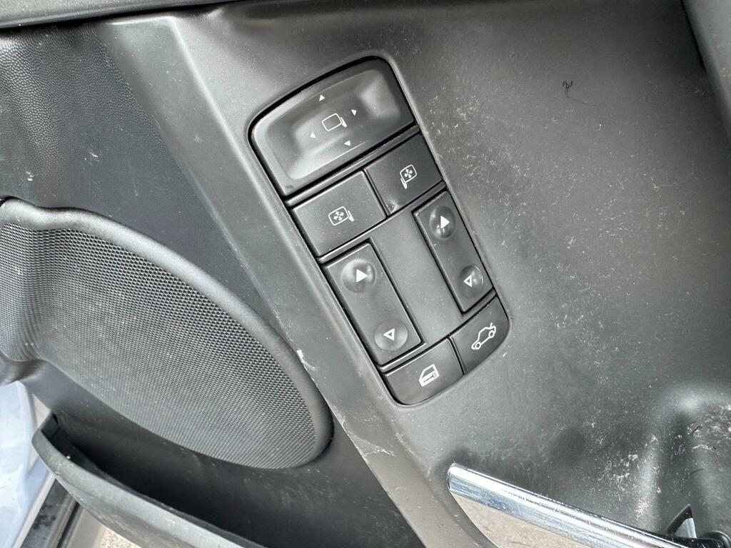 Vauxhall Vectra 1.8I 16V Club Silver #22