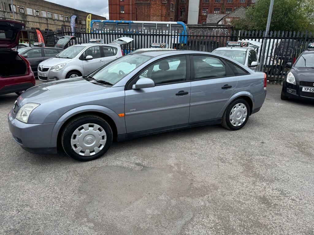 Vauxhall Vectra 1.8I 16V Club Silver #12