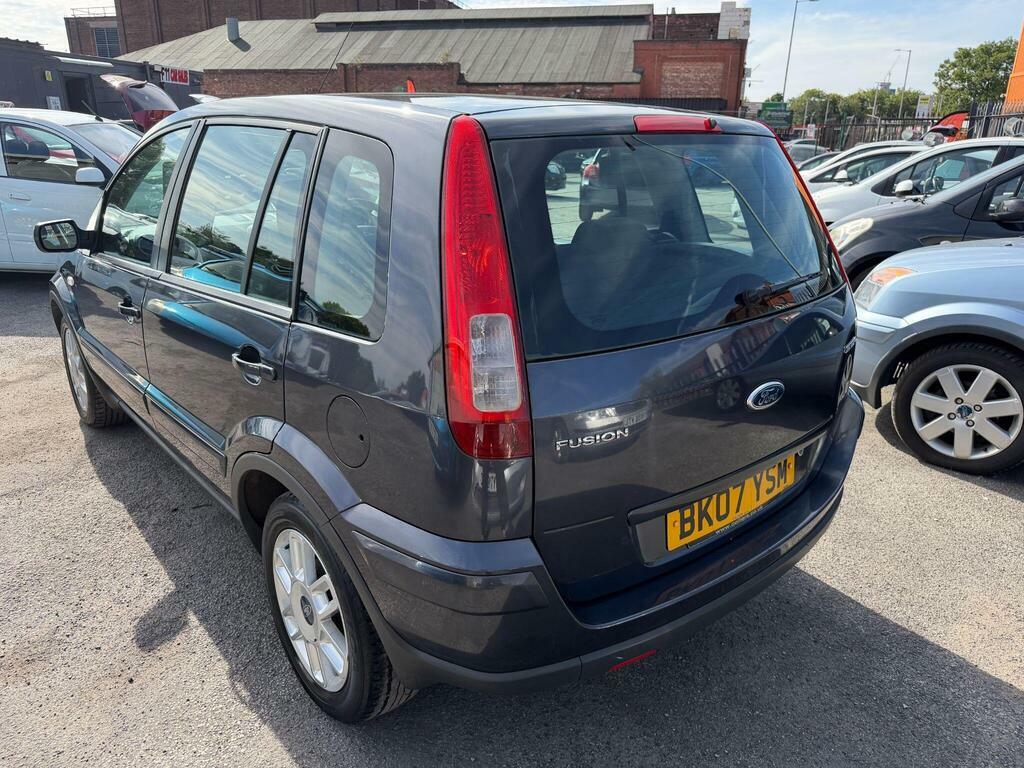 Ford Fusion 1.6 Zetec Climate Grey #4
