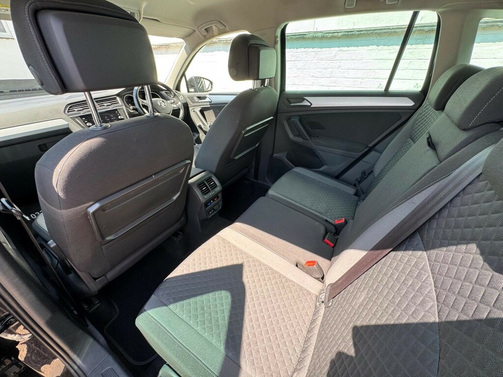 Volkswagen Tiguan 2L R-line Tech White #26