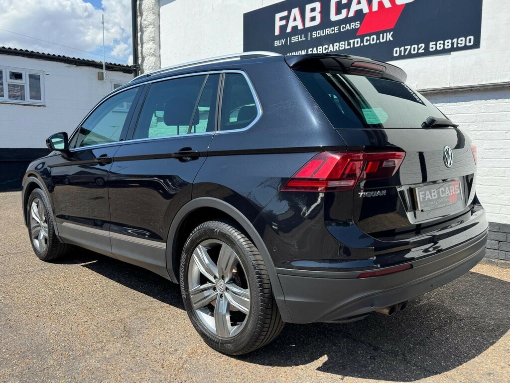 Volkswagen Tiguan 2L R-line Tech White #24