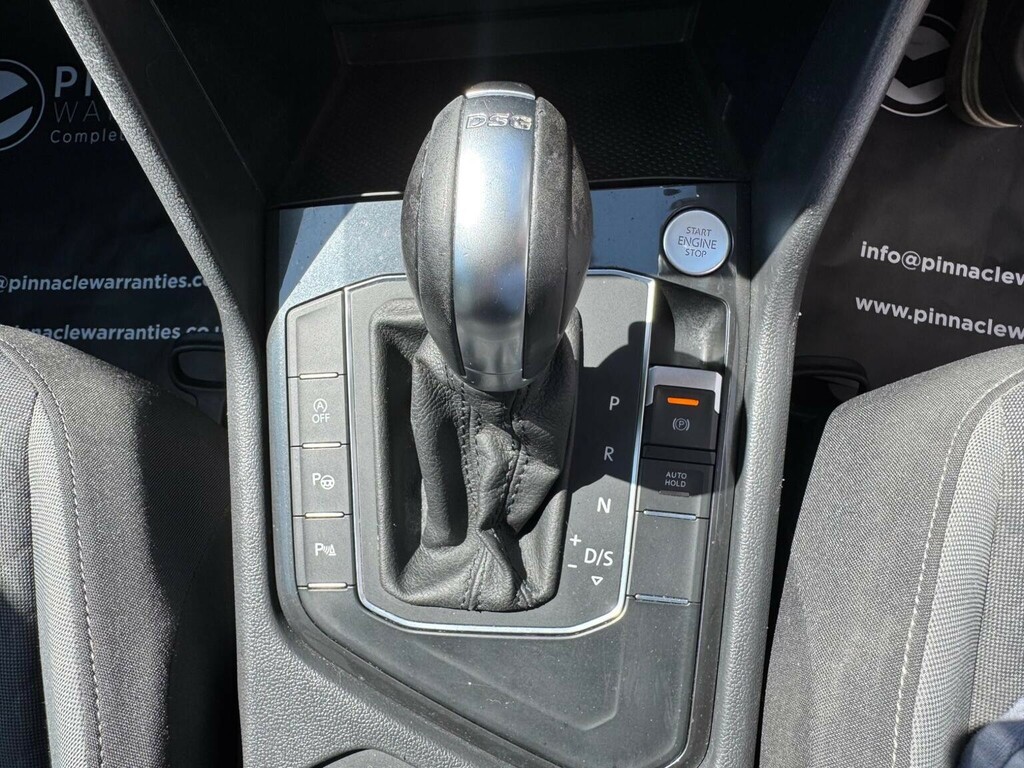 Volkswagen Tiguan 2L R-line Tech White #49