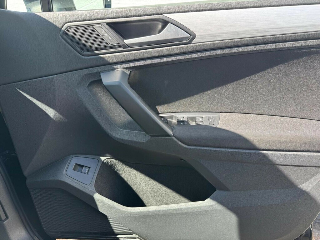 Volkswagen Tiguan 2L R-line Tech White #59