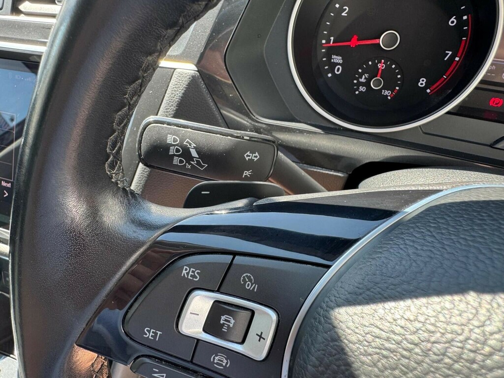Volkswagen Tiguan 2L R-line Tech White #55