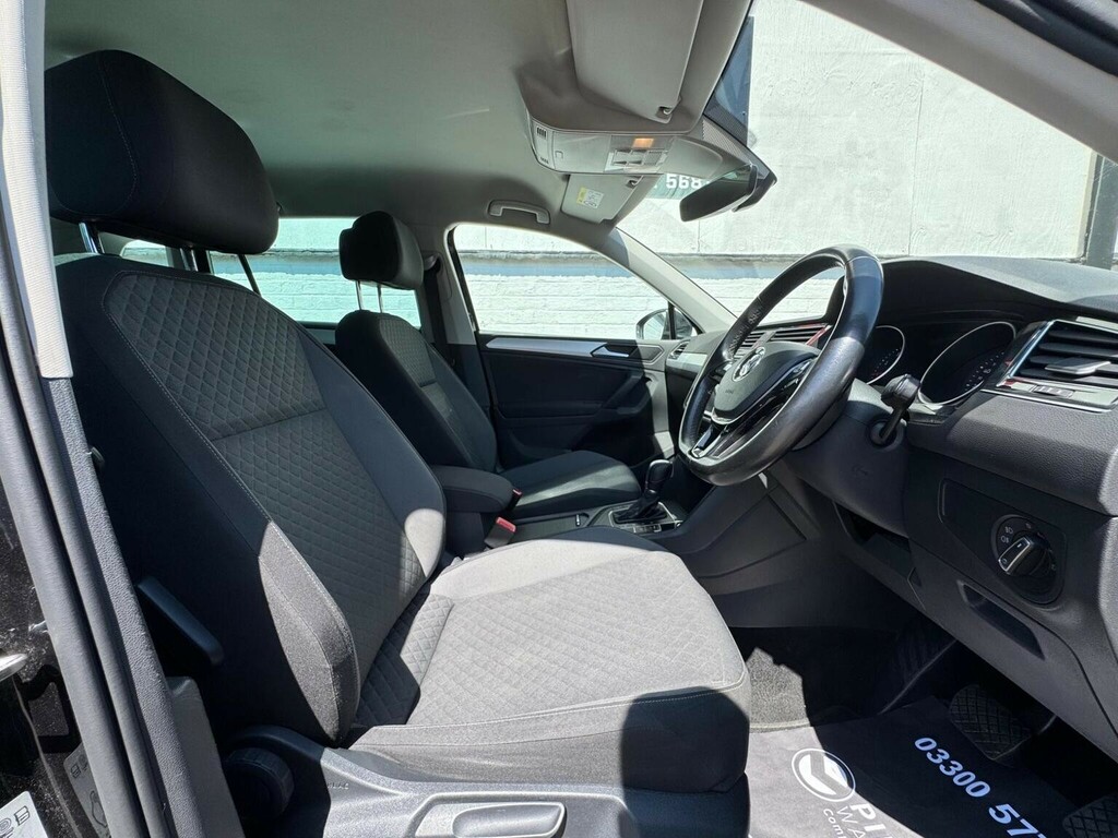 Volkswagen Tiguan 2L R-line Tech White #17