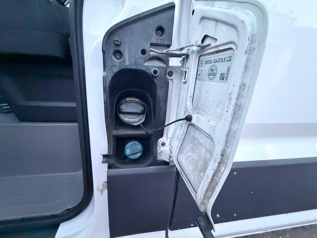 Volkswagen Crafter Crafter 2.0 Tdi 140Ps Trendline High Roof Van White #25