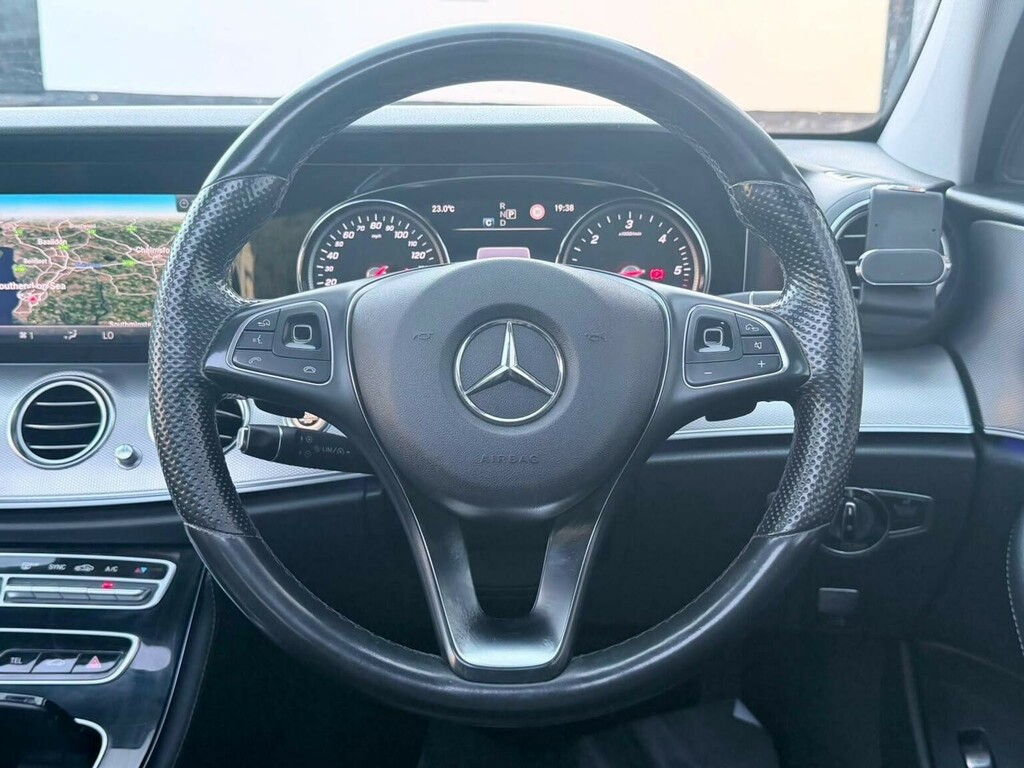 Mercedes-Benz E Class 2.0 E220d Amg Line Estate G-tronic Eur White #46