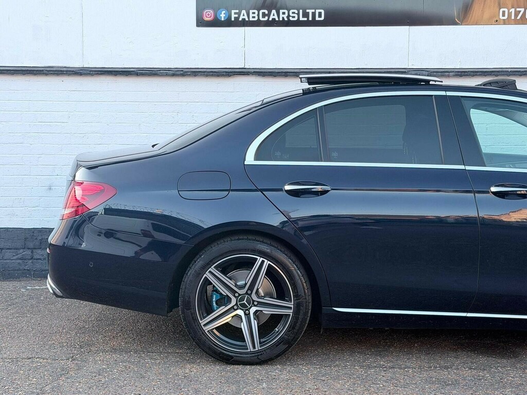 Mercedes-Benz E Class 2.0 E220d Amg Line Estate G-tronic Eur White #7