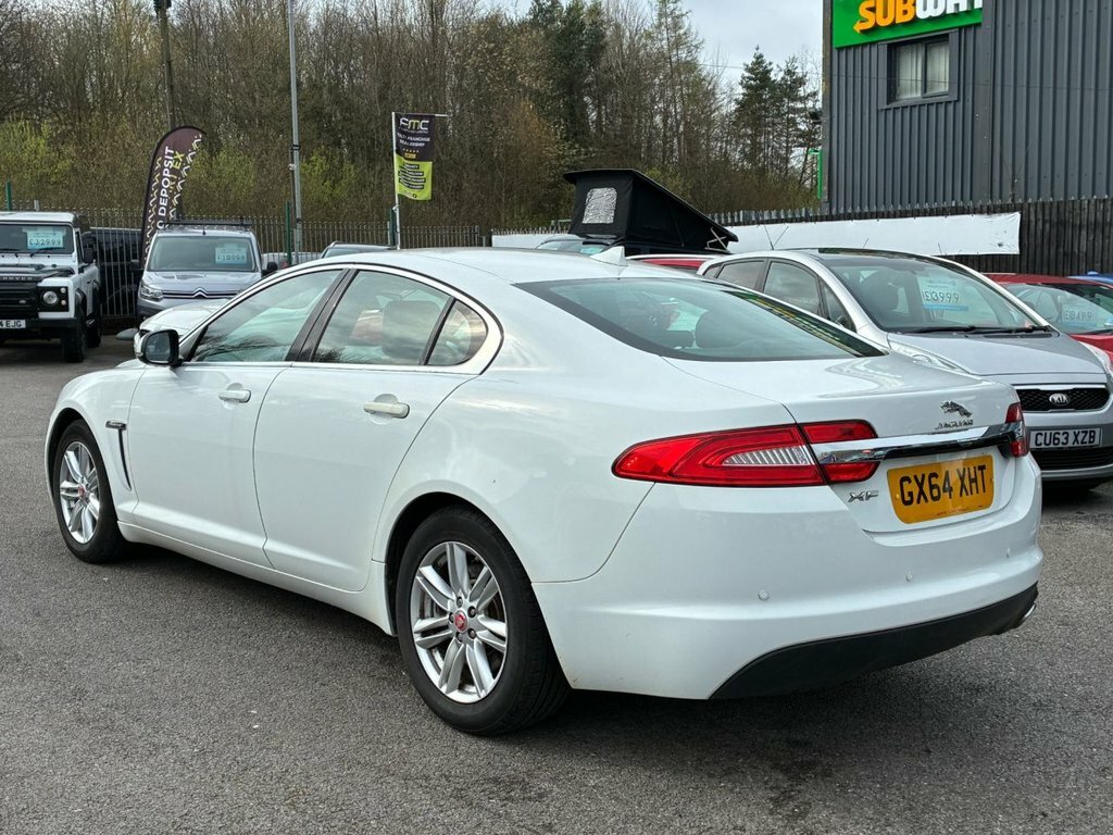 Jaguar XF 2.2L Luxury White #4