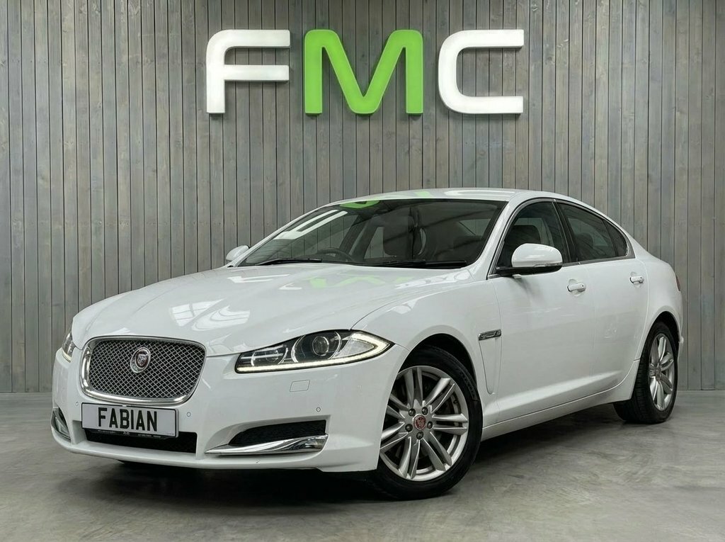 Jaguar XF 2.2L Luxury White