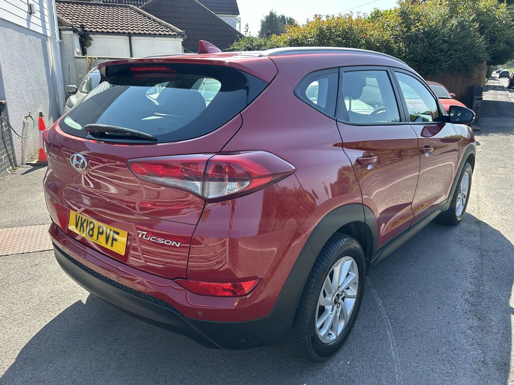 Hyundai Tucson Suv 1.6 Tucson Se Nav 1.6 Gdi 132Ps Bd 2018 Red #6