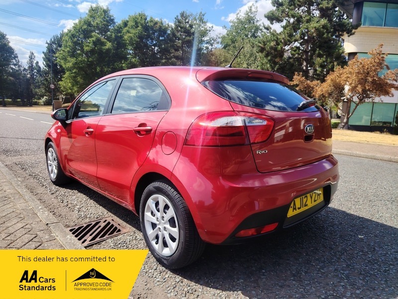 Kia RIO 1.25 1 Air Hatchback Red #5