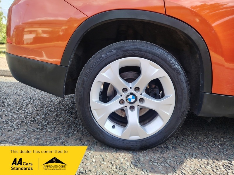 BMW X1 Sdrive16d Xline 5-Door Black #20