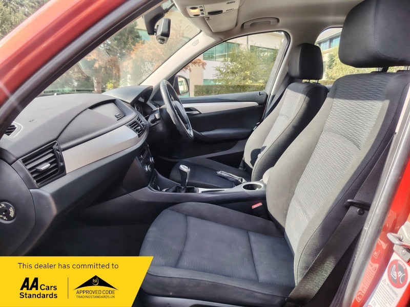 BMW X1 Sdrive16d Xline 5-Door Black #37