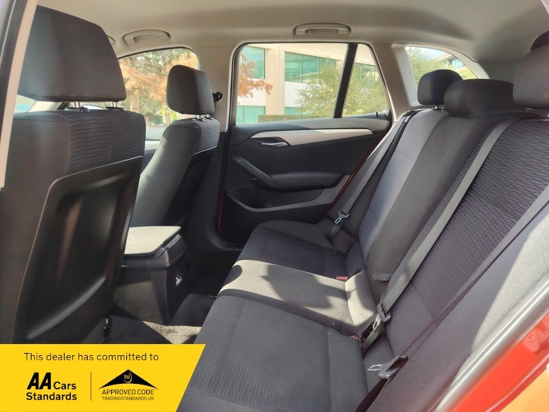 BMW X1 Sdrive16d Xline 5-Door Black #36