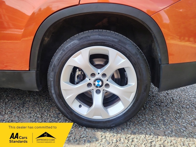 BMW X1 Sdrive16d Xline 5-Door Black #19